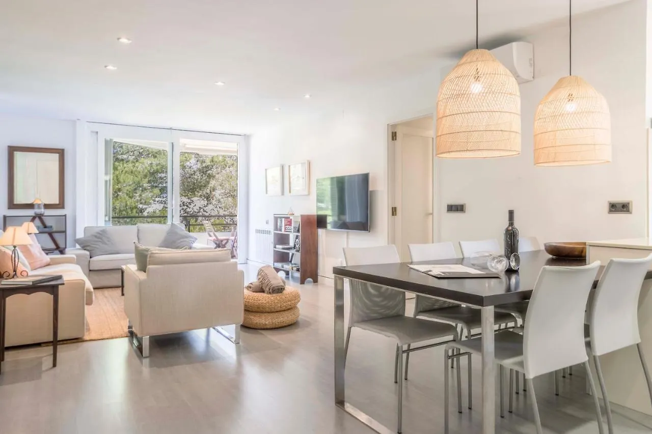 Lord Jim Pinewalk Apartment 포엔샤 항구