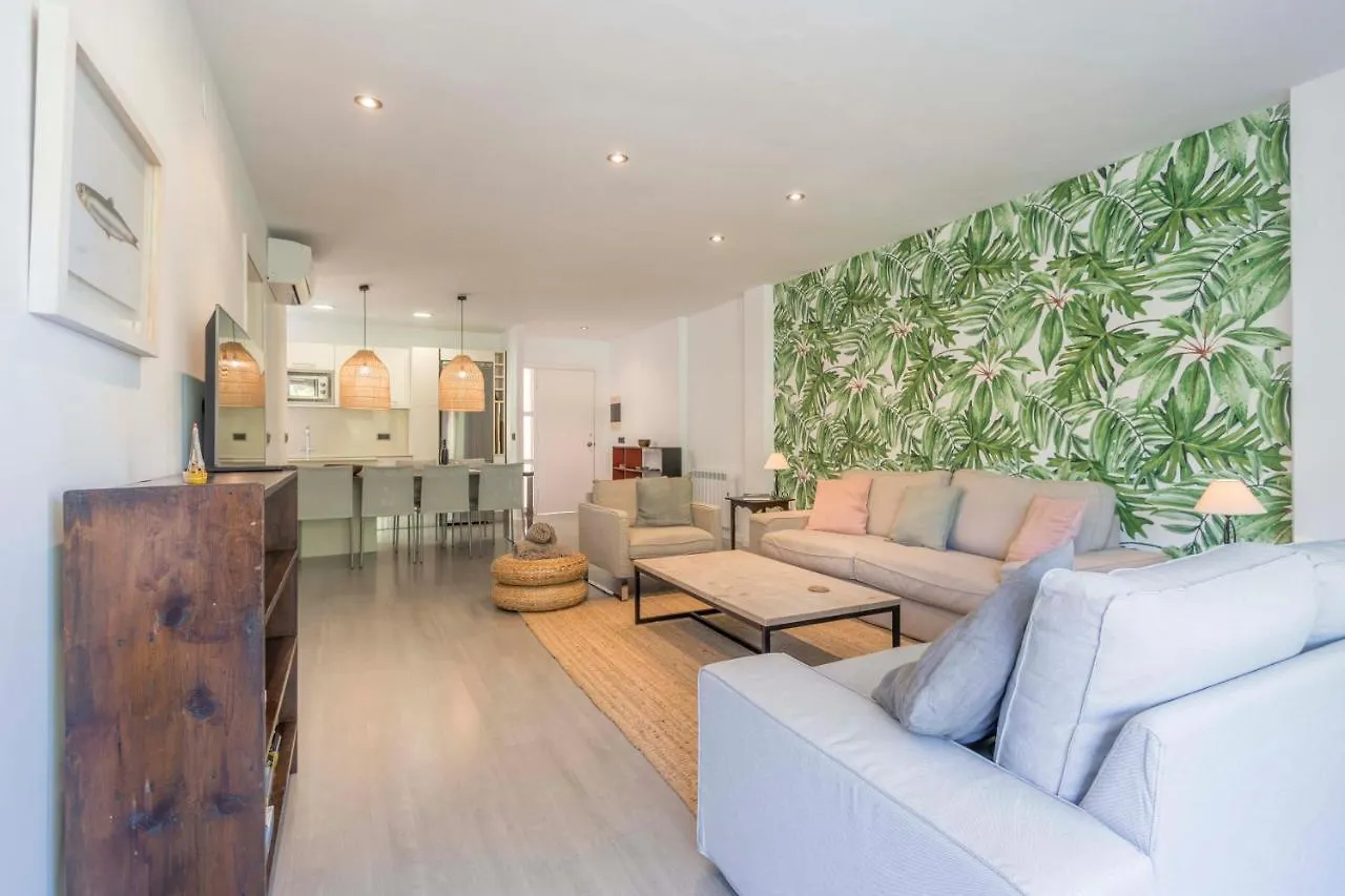 Lord Jim Pinewalk Apartment 포엔샤 항구 스페인