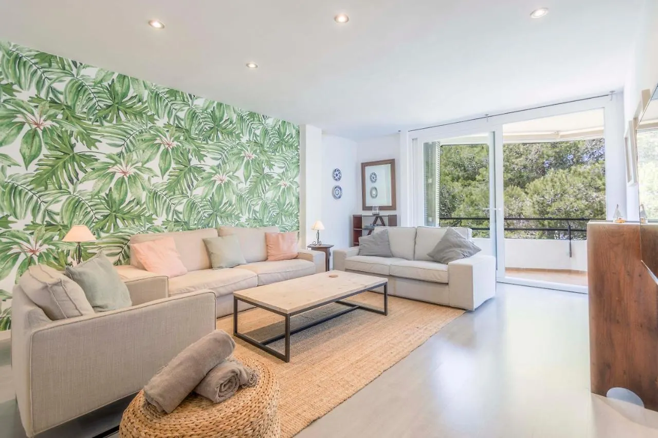 Lord Jim Pinewalk Apartment 포엔샤 항구